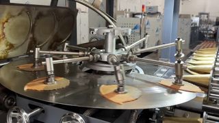 Produktionslinie für Zuckertütenmaschinen mit einer Kapazität von 5.000 Stunden pro Stunde