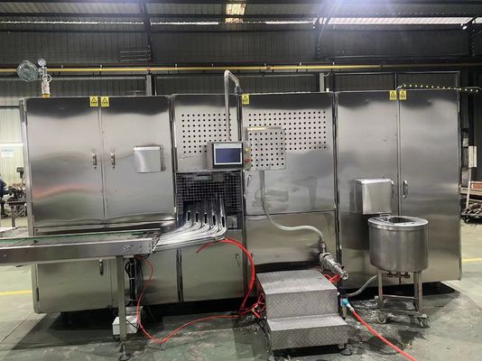 Qualität 5000 Stück/h Knusspflege Wafer-Kegelmachine Mais-Kegelmacher Platz sparen Fabrik